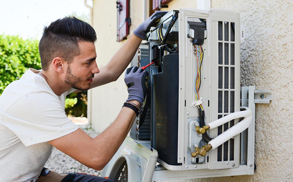 je recherche un électricien Paris