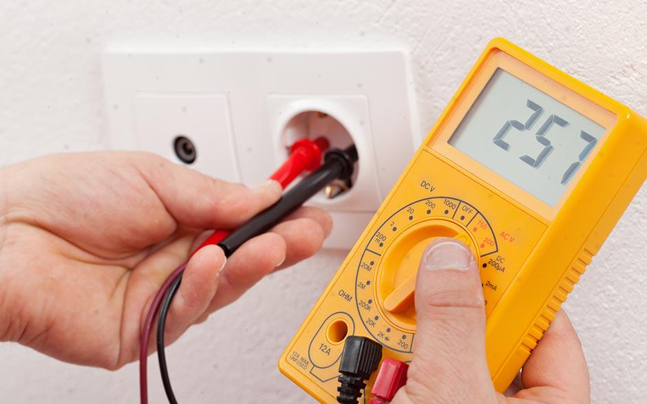 je recherche un électricien Paris